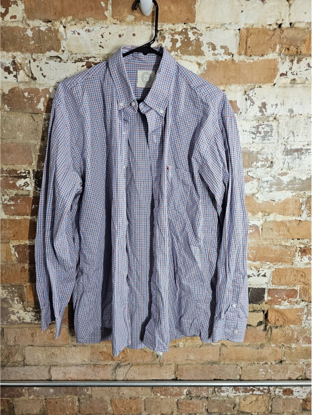 Coastal Cotton Men's L Red Blue Plaid Button Down Shirt Fish Logo 100% Cotton